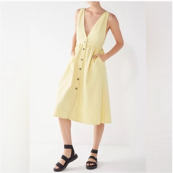 UO Danny Yellow Plunging Button Down Denim Midi Dress Sleeveless Urban Outfitter - Picture 2 of 12